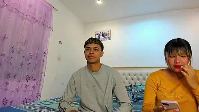 dafnezahiraa  online show from March 11, 2025, 4:51 am