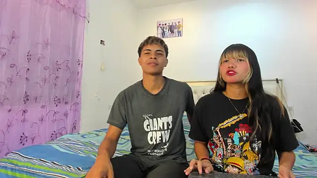 dafnezahiraa  online show from March 17, 2025, 3:47 am