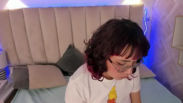 Haru Bonny online show from December 19, 2025, 8:22 pm