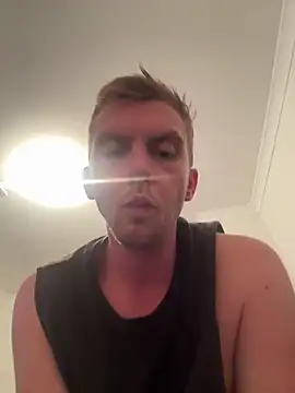 aus guy93 online show from November 1, 2025, 12:43 pm