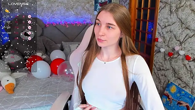 Snapshot of _flowersweeet_ chatting on February 11, 2026, 3:45 pm flowersweeet online show from February 11, 2026, 3:45 pm