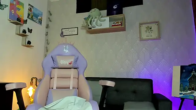 Snapshot of Alaia_Love77 chatting on January 16, 2026, 10:03 pm Alaia Love77 online show from January 16, 2026, 10:03 pm