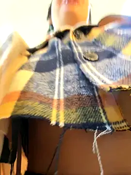 EemaHaruki online show from October 10, 2025, 7:04 pm