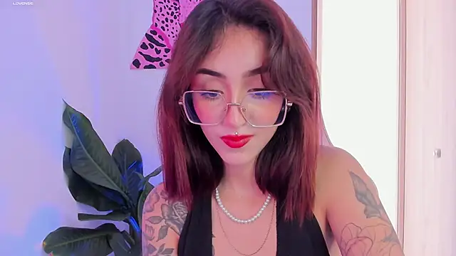 MelodieRoy online show from February 10, 2025, 8:00 pm