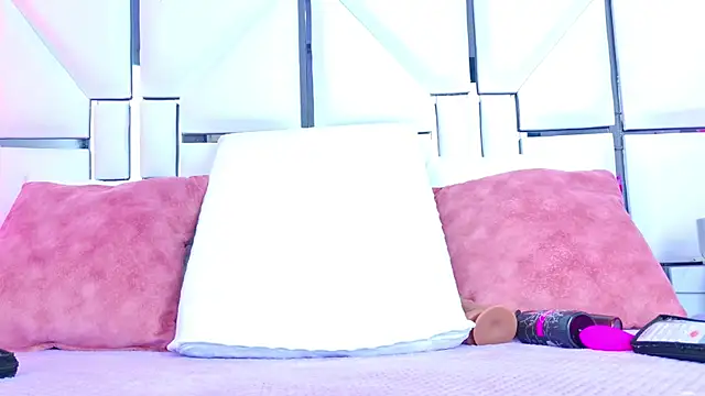 Snapshot of AlliciaKim chatting on March 3, 2026, 11:50 am AlliciaKim online show from March 3, 2026, 11:50 am