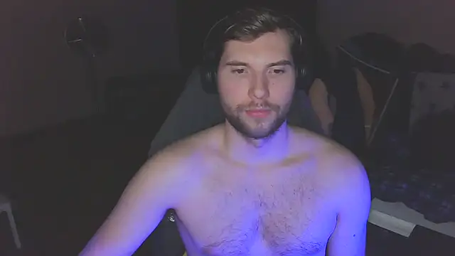 Snapshot of Ironman220 chatting on March 5, 2025, 6:23 pm Ironman220 online show from March 5, 2025, 6:23 pm