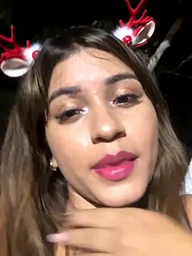 Snapshot of perlita05 chatting on November 26, 2025, 2:33 am perlita05 online show from November 26, 2025, 2:33 am