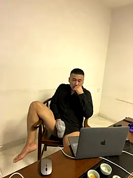 ShaoZian 1 online show from October 18, 2025, 1:57 pm