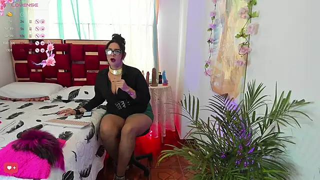 Venus R0se online show from February 5, 2025, 12:06 pm