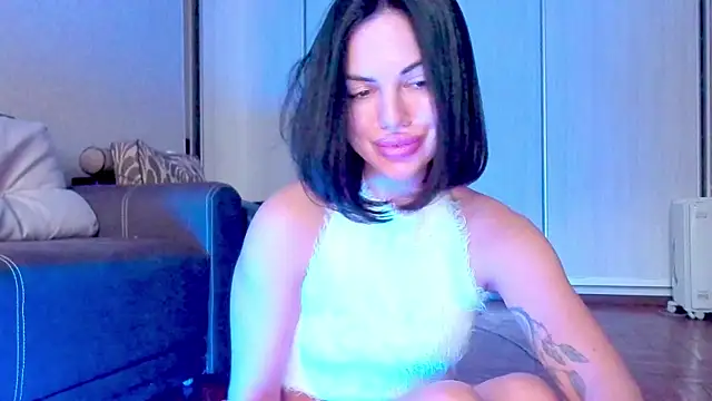Snapshot of AddictedSabi chatting on February 2, 2025, 8:13 am AddictedSabi online show from February 2, 2025, 8:13 am