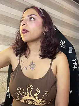 Liittleluaa  online show from February 19, 2025, 3:16 pm