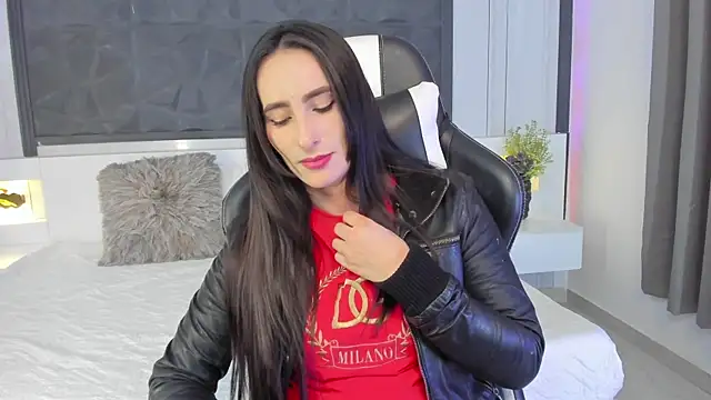 Snapshot of SaraGomez1 chatting on January 5, 2026, 5:27 pm SaraGomez1 online show from January 5, 2026, 5:27 pm