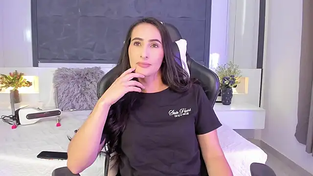 Snapshot of SaraGomez1 chatting on September 23, 2025, 3:41 pm SaraGomez1 online show from September 23, 2025, 3:41 pm