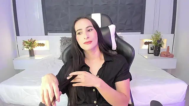 Snapshot of SaraGomez1 chatting on September 30, 2025, 4:46 pm SaraGomez1 online show from September 30, 2025, 4:46 pm