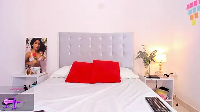 NiaBlanco online show from February 25, 2026, 9:03 pm