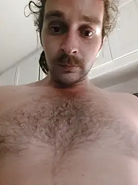 QcMisterv13 online show from August 8, 2026, 3:35 am