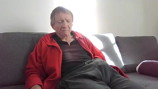 Snapshot of naturiste974 chatting on October 23, 2025, 3:21 pm naturiste974 online show from October 23, 2025, 3:21 pm