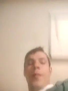 Snapshot of thebest20000 chatting on January 20, 2025, 4:10 am thebest20000 online show from January 20, 2025, 4:10 am