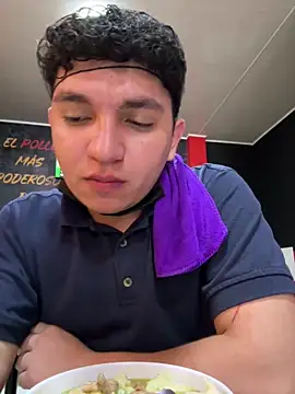 Snapshot of Danielbluestar chatting on June 16, 2026, 7:47 pm Danielbluestar online show from June 16, 2026, 7:47 pm