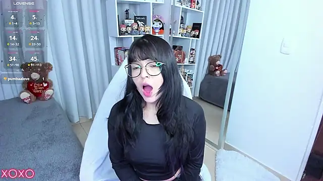 Snapshot of misshoneyxxx chatting on March 1, 2026, 11:43 am misshoneyxxx online show from March 1, 2026, 11:43 am