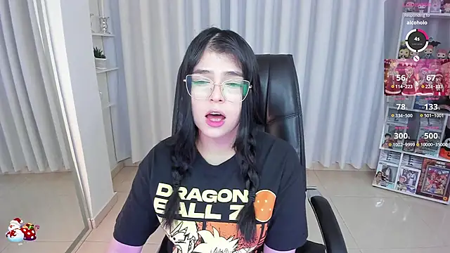 misshoneyxxx online show from November 22, 2025, 6:23 am