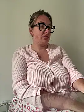 Miss Stassi online show from June 2, 2026, 8:47 am