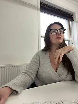 Miss Stassi online show from January 6, 2025, 3:19 pm