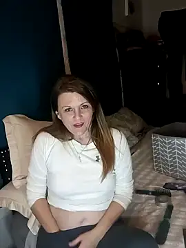 skyeb0787 online show from February 3, 2025, 11:53 am