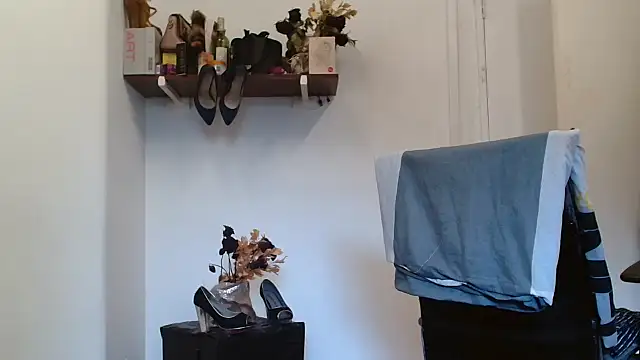 xTALLSEXYBUMx online show from November 2, 2025, 5:23 am