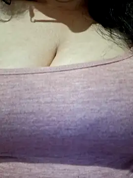 Erotica333 online show from October 26, 2025, 6:08 pm