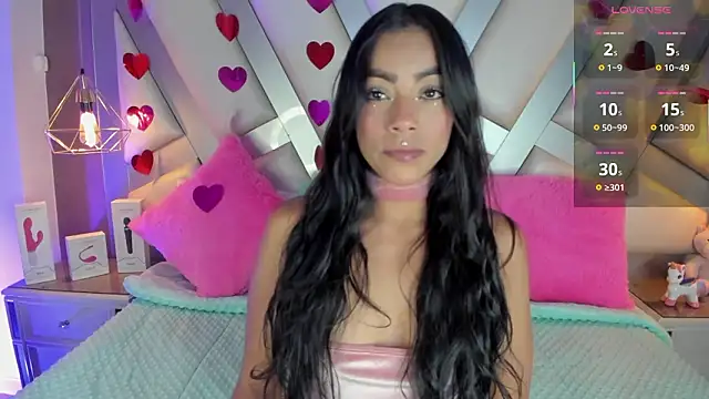 Snapshot of Amber_villalobos_ chatting on February 17, 2026, 3:59 am Amber villalobos online show from February 17, 2026, 3:59 am