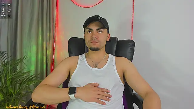 Snapshot of kalivan_voinesscu chatting on November 11, 2025, 6:30 am kalivan voinesscu online show from November 11, 2025, 6:30 am