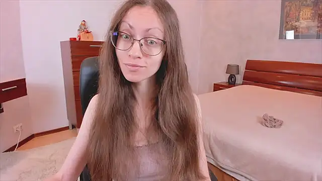 Snapshot of Pantyhose_Mila chatting on October 8, 2025, 7:25 pm Pantyhose Mila online show from October 8, 2025, 7:25 pm