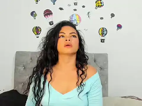 Kymbrown25 online show from January 11, 2025, 2:41 am