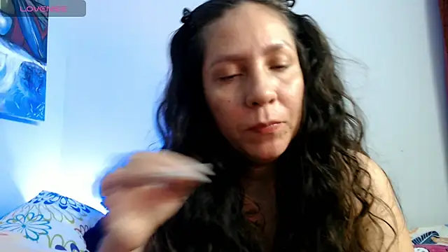 naihroby online show from October 22, 2025, 3:50 am