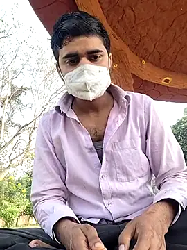 Ishan003 online show from February 27, 2026, 3:07 am