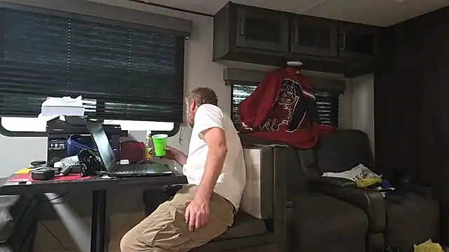 Snapshot of Cobra500hp chatting on October 9, 2025, 6:08 pm Cobra500hp online show from October 9, 2025, 6:08 pm