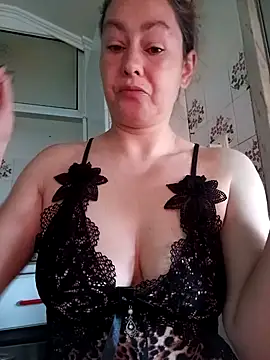 Snapshot of RamyLove36 chatting on February 16, 2025, 11:16 am RamyLove36 online show from February 16, 2025, 11:16 am