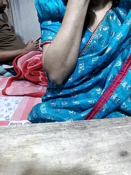 Bhabhi desi12 online show from November 10, 2025, 3:11 am