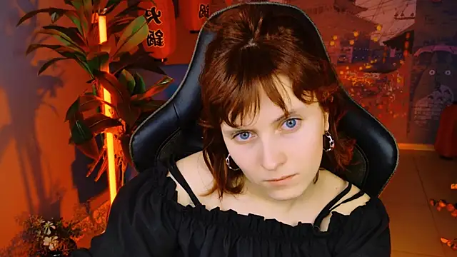 Snapshot of LolaAsmus chatting on March 10, 2025, 3:09 pm LolaAsmus online show from March 10, 2025, 3:09 pm