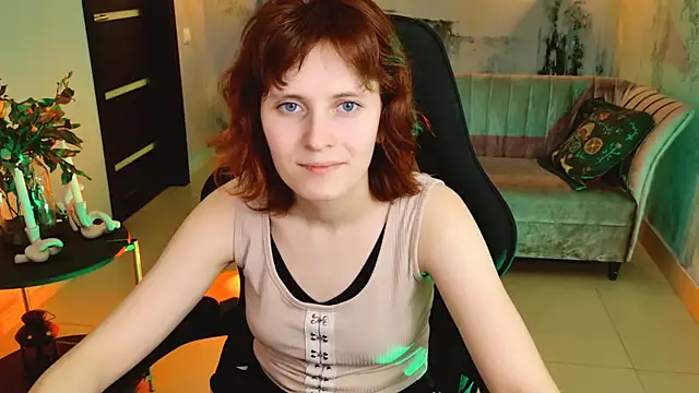 Snapshot of LolaAsmus chatting on March 12, 2025, 11:21 am LolaAsmus online show from March 12, 2025, 11:21 am