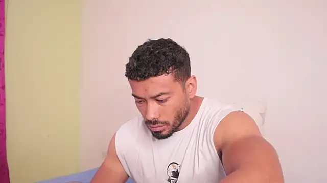 freddsexxx online show from October 14, 2025, 2:28 pm