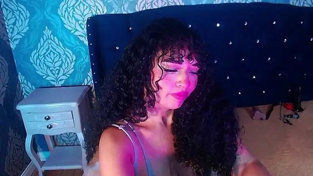 Sofiacowperx online show from January 16, 2026, 12:14 am