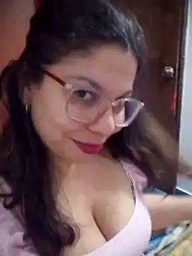 Snapshot of Carliina_Soussa chatting on May 29, 2026, 11:11 pm Carliina Soussa online show from May 29, 2026, 11:11 pm