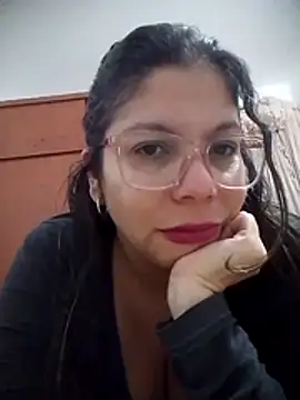 Snapshot of Carliina_Soussa chatting on April 20, 2026, 1:41 am Carliina Soussa online show from April 20, 2026, 1:41 am