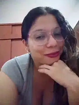 Snapshot of Carliina_Soussa chatting on April 26, 2026, 5:32 pm Carliina Soussa online show from April 26, 2026, 5:32 pm
