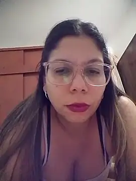 Snapshot of Carliina_Soussa chatting on May 21, 2026, 10:40 pm Carliina Soussa online show from May 21, 2026, 10:40 pm