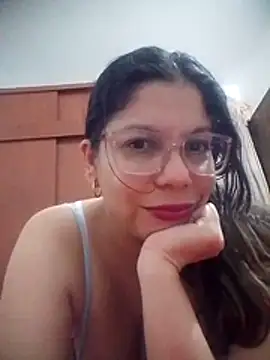 Snapshot of Carliina_Soussa chatting on June 1, 2026, 3:29 am Carliina Soussa online show from June 1, 2026, 3:29 am