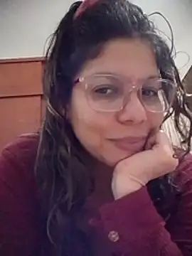 Snapshot of Carliina_Soussa chatting on May 19, 2026, 4:19 am Carliina Soussa online show from May 19, 2026, 4:19 am