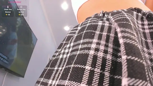 miss shine online show from March 11, 2025, 5:02 am